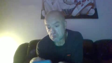 Snapshot of burnleyguy1977 chatting on November 11, 2:55 am burnleyguy1977 online show from November 11, 2:55 am
