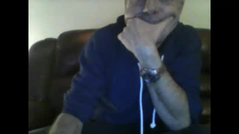 Snapshot of burnleyguy1977 chatting on January 18, 2:37 am burnleyguy1977 online show from January 18, 2:37 am