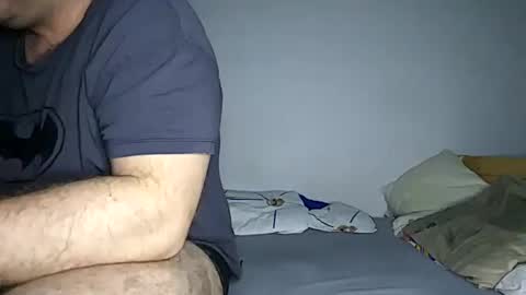 Snapshot of bury703709 chatting on February 9, 1:14 pm Creazy dad online show from February 9, 1:14 pm