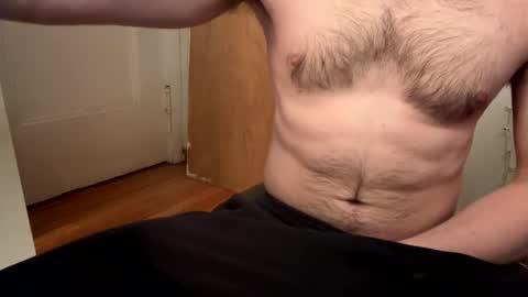 Snapshot of bushy_bum_boy chatting on December 4, 8:39 pm Bushy Bum Boy online show from December 4, 8:39 pm