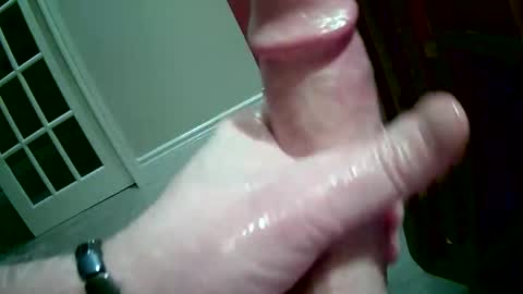 Snapshot of busterpoindexter9999 chatting on December 18, 10:49 pm busterpoindexter9999 online show from December 18, 10:49 pm