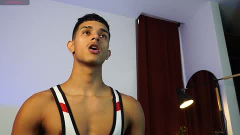 Buster independent model online show from March 8, 9:07 pm