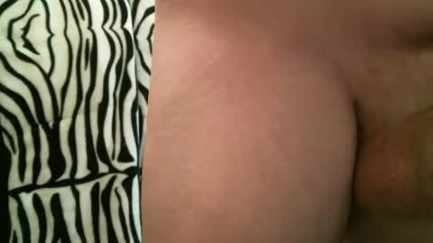 bustinfree online show from January 16, 7:51 pm