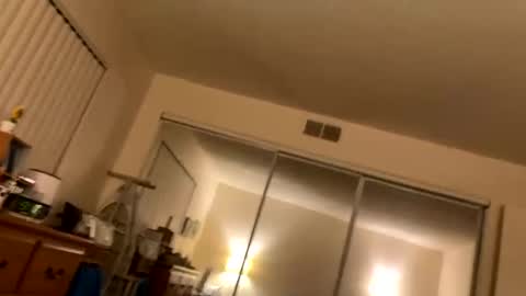 busty_2008 online show from February 26, 5:17 am