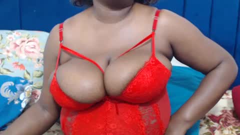 bustychocx online show from June 16, 10:45 pm