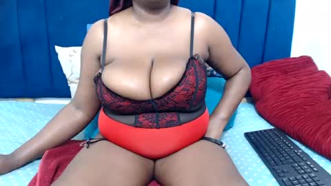 bustychocx online show from August 1, 5:56 pm