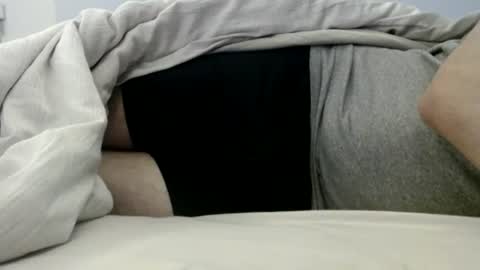Snapshot of busyguybg chatting on June 30, 10:38 am busyguybg online show from June 30, 10:38 am