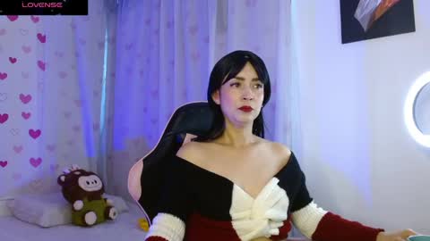 Snapshot of butterfly_xo chatting on June 8, 7:36 pm Antonella online show from June 8, 7:36 pm