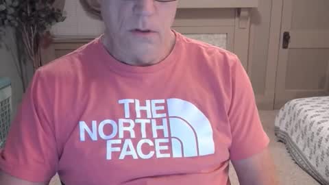 Snapshot of buttnakedfun954737 chatting on January 12, 11:07 am Miles online show from January 12, 11:07 am