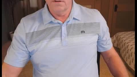 Snapshot of buttnakedfun954737 chatting on February 4, 8:59 pm Miles online show from February 4, 8:59 pm