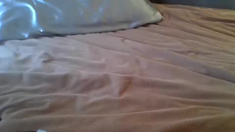 Snapshot of buttsandblunts chatting on January 3, 5:20 pm ButtsandBlunts online show from January 3, 5:20 pm