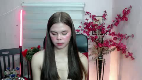 Snapshot of buttycamille chatting on December 13, 2:32 am buttycamille online show from December 13, 2:32 am