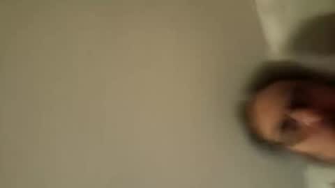 butzimini online show from February 8, 8:18 am