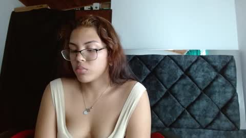 Snapshot of by_naughty chatting on December 30, 4:08 pm by_naughty online show from December 30, 4:08 pm