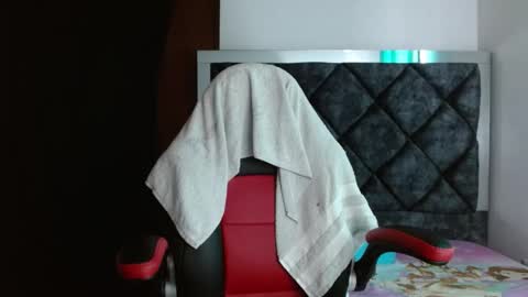 Snapshot of by_naughty chatting on January 4, 12:16 pm by_naughty online show from January 4, 12:16 pm