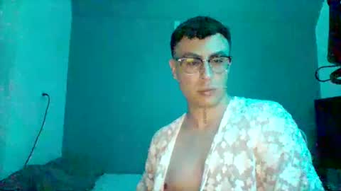 byegay online show from December 1, 8:08 am