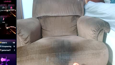 biggdw79 online show from April 9, 1:27 am