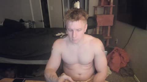 Snapshot of c00ki3m0nstr chatting on November 19, 2:44 am c00ki3m0nstr online show from November 19, 2:44 am