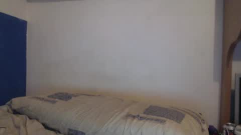 Snapshot of c0llinfarrell chatting on December 8, 10:03 pm Collin Farrel online show from December 8, 10:03 pm