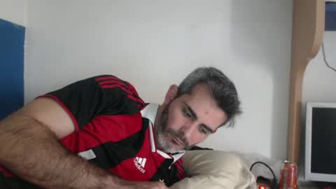 Snapshot of c0llinfarrell chatting on December 13, 2:49 pm Collin Farrel online show from December 13, 2:49 pm