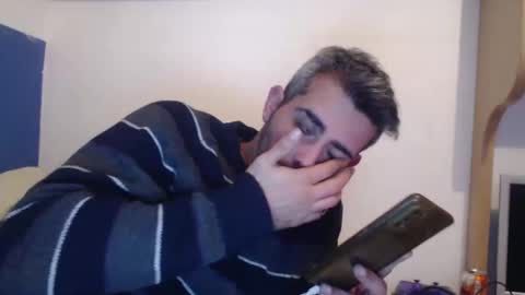 Snapshot of c0llinfarrell chatting on December 24, 7:00 pm Collin Farrel online show from December 24, 7:00 pm