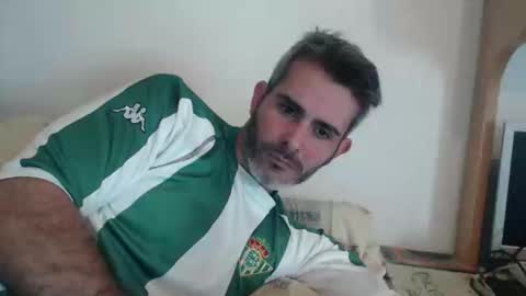 Snapshot of c0llinfarrell chatting on December 29, 12:23 pm Collin Farrel online show from December 29, 12:23 pm