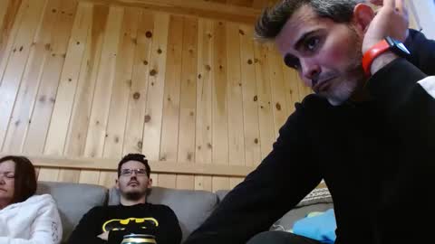 Snapshot of c0llinfarrell chatting on February 1, 5:37 pm Collin Farrel online show from February 1, 5:37 pm