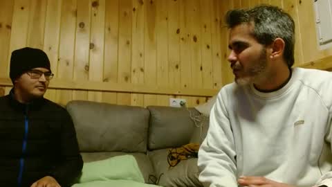 Snapshot of c0llinfarrell chatting on February 3, 8:35 pm Collin Farrel online show from February 3, 8:35 pm