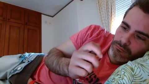 Snapshot of c0llinfarrell chatting on February 6, 11:43 am Collin Farrel online show from February 6, 11:43 am