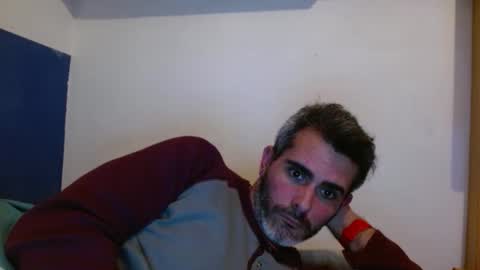 Snapshot of c0llinfarrell chatting on February 6, 10:00 pm Collin Farrel online show from February 6, 10:00 pm