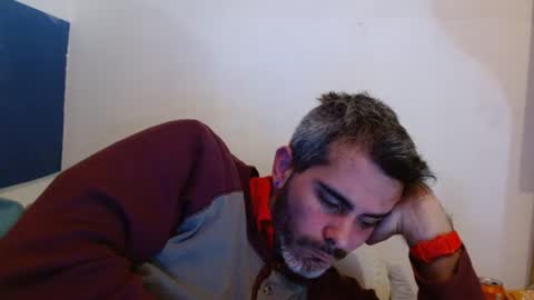 Snapshot of c0llinfarrell chatting on February 9, 10:42 am Collin Farrel online show from February 9, 10:42 am