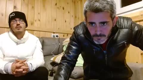 Snapshot of c0llinfarrell chatting on February 9, 9:17 pm Collin Farrel online show from February 9, 9:17 pm