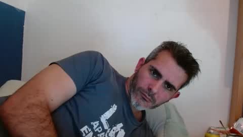 Snapshot of c0llinfarrell chatting on February 18, 11:44 am Collin Farrel online show from February 18, 11:44 am