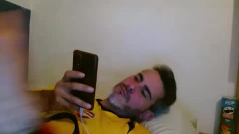 Snapshot of c0llinfarrell chatting on February 20, 6:35 pm Collin Farrel online show from February 20, 6:35 pm