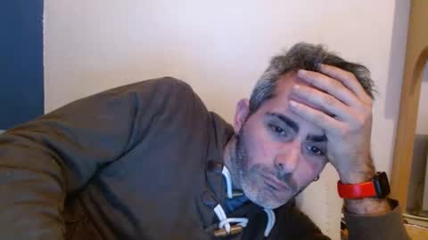 Snapshot of c0llinfarrell chatting on February 28, 10:09 am Collin Farrel online show from February 28, 10:09 am