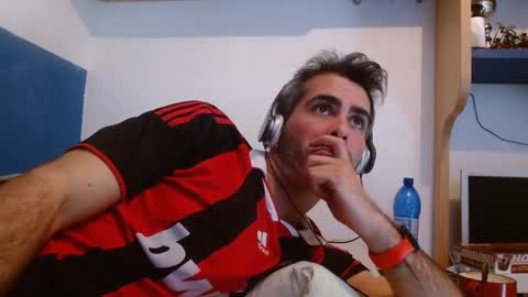 Snapshot of c0llinfarrell chatting on March 11, 11:44 am Collin Farrel online show from March 11, 11:44 am