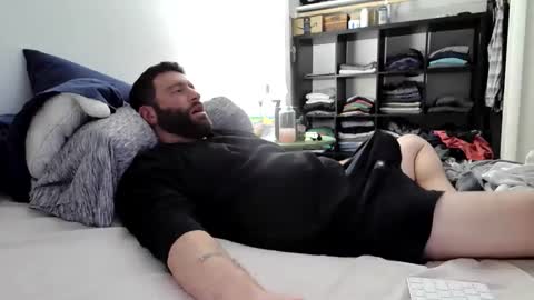 c2cmee online show from November 13, 4:44 am