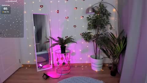 Polly online show from February 12, 8:59 pm