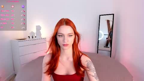 Polly online show from July 4, 9:54 pm