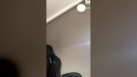 INSTAGRAM CABALLERO 1998  online show from March 30, 6:53 pm