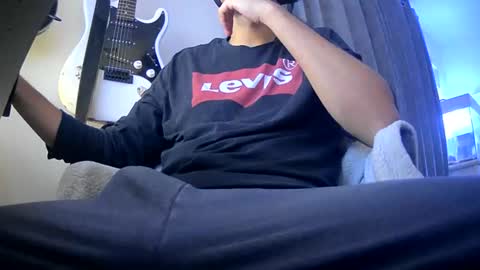 Snapshot of cachicho81 chatting on June 12, 12:09 am cachicho81 online show from June 12, 12:09 am