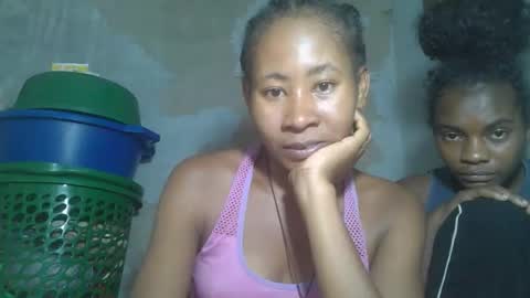 caella98 online show from April 2, 6:05 pm