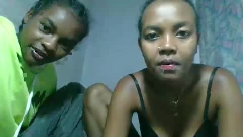 caella98 online show from April 8, 7:19 am