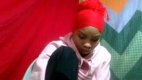 Snapshot of caella98 chatting on July 13, 10:34 pm caella98 online show from July 13, 10:34 pm