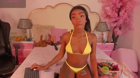 Snapshot of cahitlinbel chatting on June 12, 8:02 am Cahitlin online show from June 12, 8:02 am