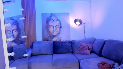 Snapshot of cailing chatting on February 11, 11:04 am I am Katherine online show from February 11, 11:04 am