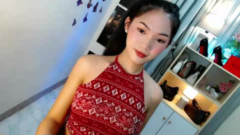 caitlin online show from May 19, 11:33 pm
