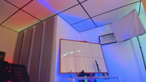 Snapshot of caitlingomez0 chatting on October 30, 2:29 pm caitlingomez0 online show from October 30, 2:29 pm