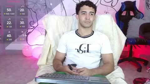 caius online show from June 1, 12:18 pm