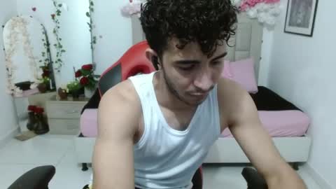 caius online show from April 18, 11:36 am